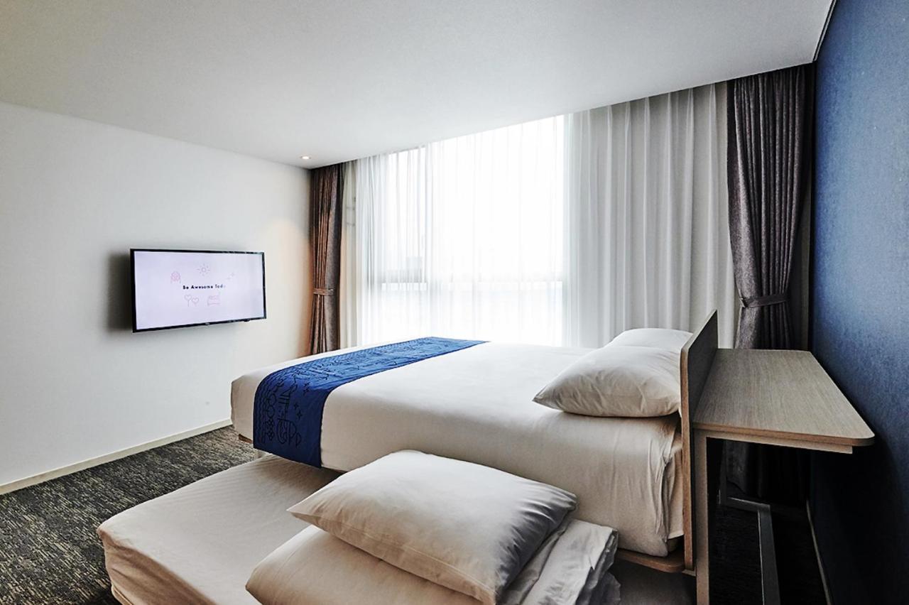 Jeju Pureun Hotel Seogwipo Exterior photo